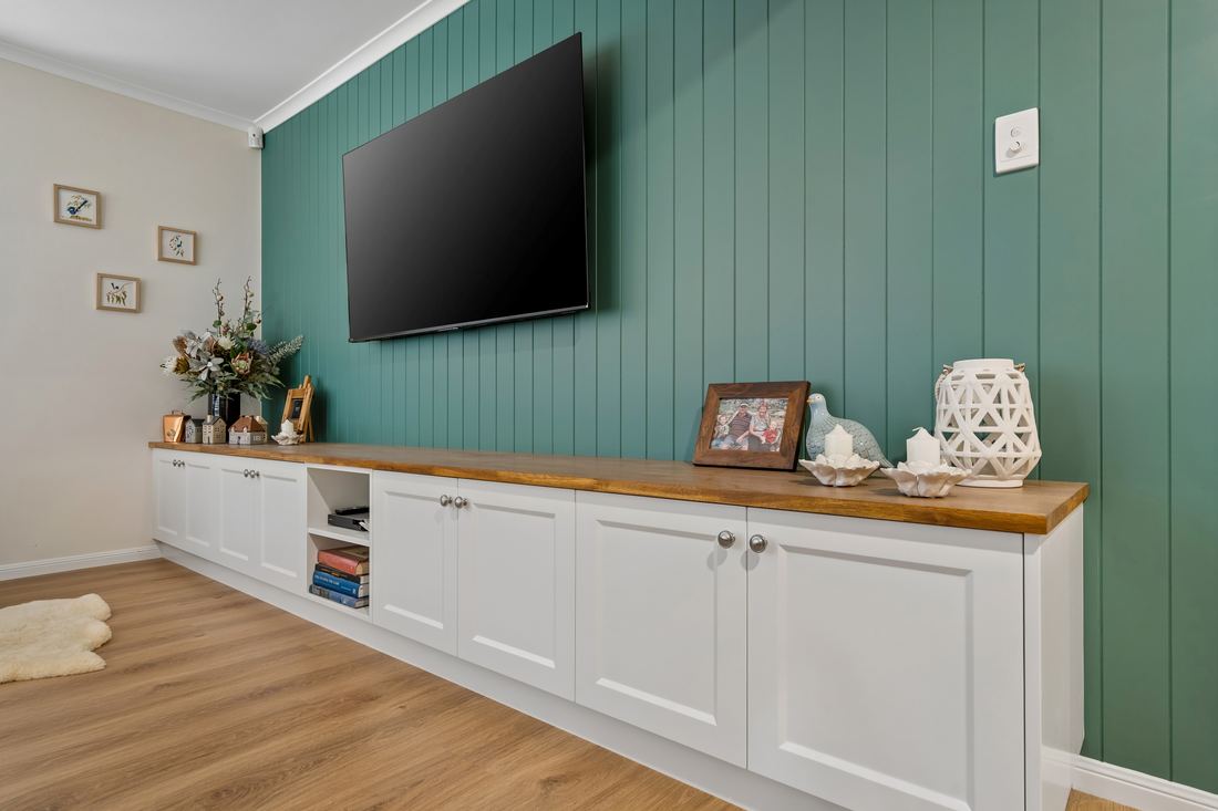 Full-length entertainment unit with Shaker doors, open shelving and timber benchtop — Placid Hills
